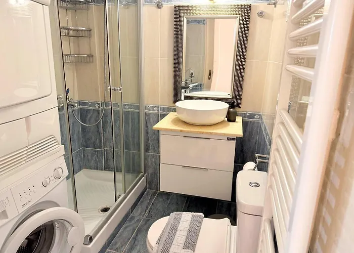 Apartament Little Apartment-1min Walk From Everywhere